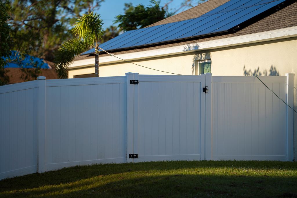 Vinyl fence in New Port Richey